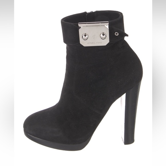 SOLD - Picture 1 of 6